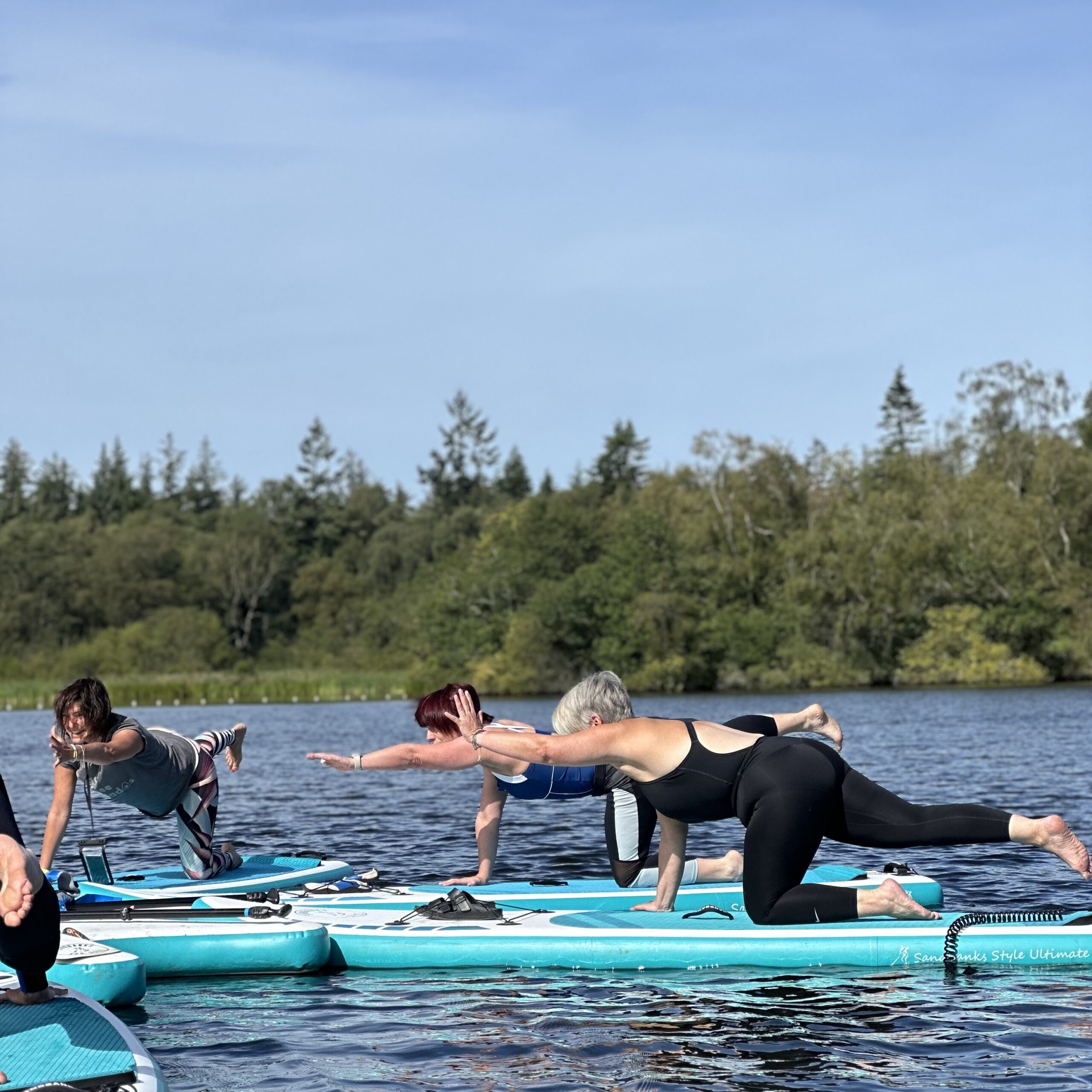 PADDLEBOARD YOGA